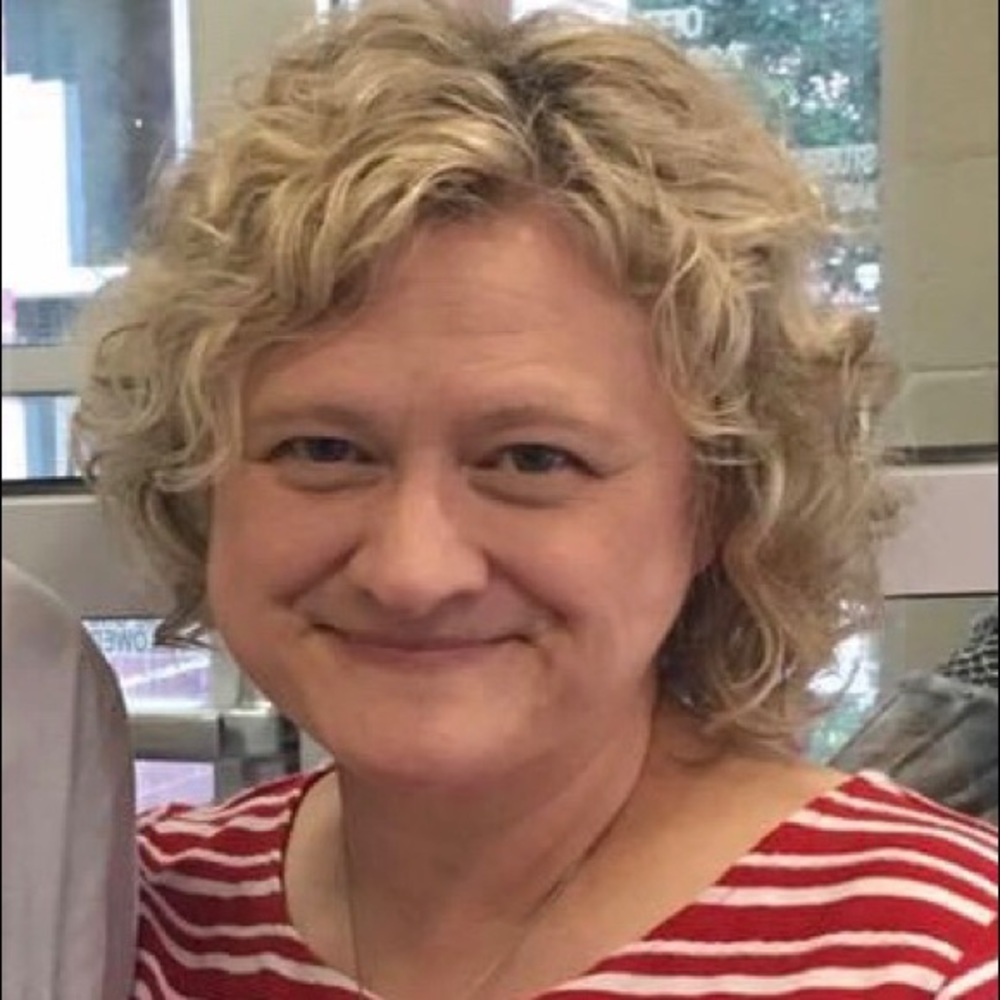Meet your Posher, Lisa